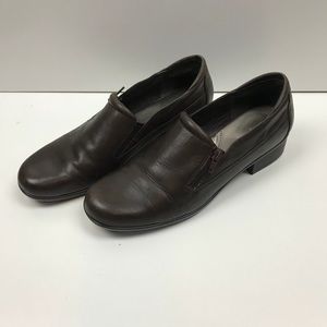 Easy Spirit Brown Leather Loafer